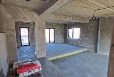 Casă cu 4 camere cu Teren 800 Mp în Central - 9