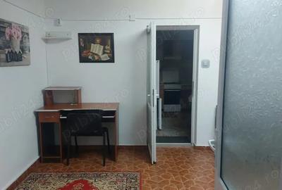 Apartament cu 3 camere semidecomandat în Someș - 4