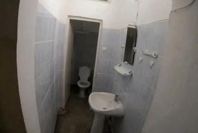 Spațiu comercial, de 90 mp, în Central - 1