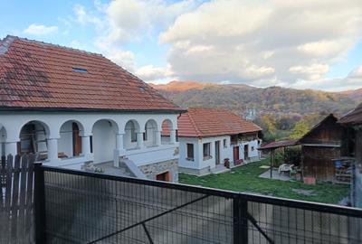 Casă cu 2 camere decomandat în Oeștii Ungureni - 6