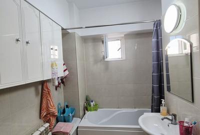 Apartament cu 4 camere decomandat în Casa de Cultură - 6