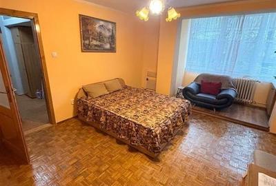 Apartament cu 2 camere semidecomandat în Decebal