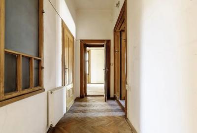 Apartament cu 4 camere semidecomandat în Central - 2