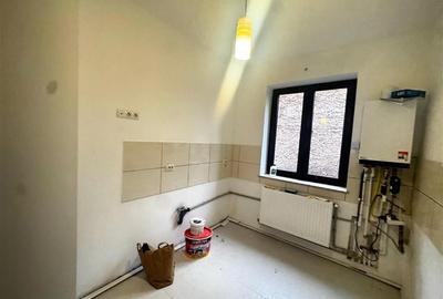 Apartament cu 2 camere, curte 100 mp, garaj si boxa, Zona Bulevardul Independent - 3