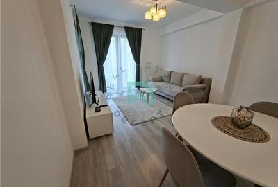 Apartament cu 2 camere decomandat în Tractorul - 8