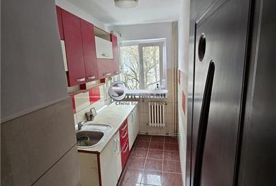 Apartament cu 3 camere semidecomandat în Mircea cel Bătrân - 3