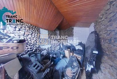 Casă individuală cu 4 camere cu Canalizare în UTA - 7