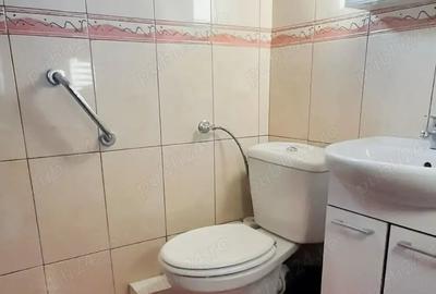 Casă cu 6 camere în Matca - 2