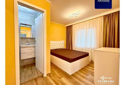Apartament cu 4 camere decomandat, mobilat în Vitrometan - 11