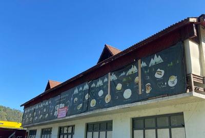 Spațiu comercial, de 980 mp, în Central - 4