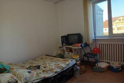 Apartament cu 2 camere semidecomandat în Minerul - 2