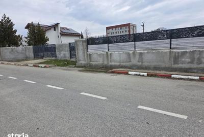 Teren de 2242 mp, în Central - 3