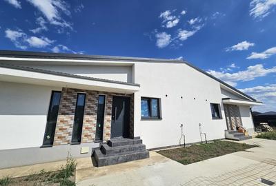 Duplex cu 3 camere cu Teren 335 Mp în Tunari - 2