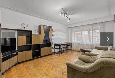 Apartament cu 3 camere decomandat în Podgoria