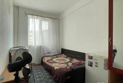 Garsonieră în Vest