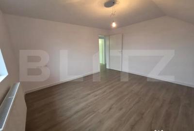 Casă cu 4 camere cu Teren 400 Mp în Central - 11