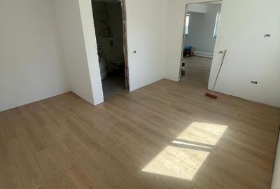 Apartament cu 3 camere în Central - 5
