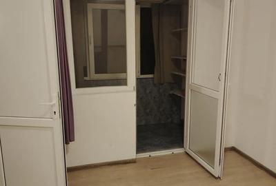 Apartament cu 3 camere semidecomandat în Central - 7