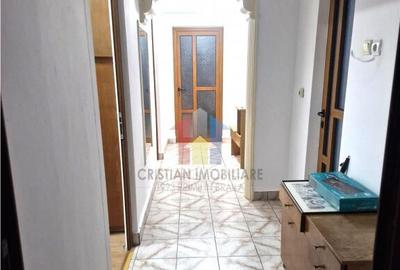 3 cam, 67 mp, Decomandat conf 1, Obor, Mobilat si Utilat - 3