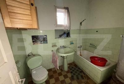 Casa de vanzare 3 camere - 9