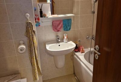 Apartament cu 3 camere decomandat în Obor - 3