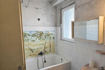 Apartament cu 3 camere decomandat în Ciupercenii Noi - 1