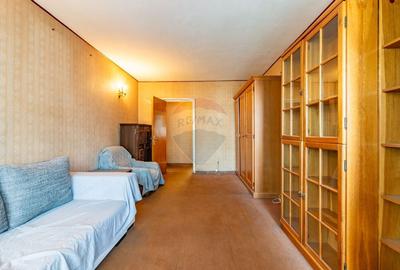 Apartament 3 cam, decomandat, Titulescu - 5