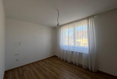 Duplex cu 4 camere cu Canalizare în Turnișor - 16