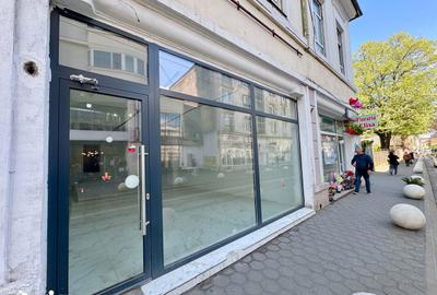 Spațiu comercial, de 71.2 mp, în Piața Unirii - 9