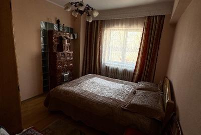 Apartament cu 4 camere decomandat în Central - 1
