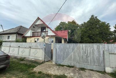 Casa traditionala De Vanzare cu 5 Hectare de teren - 6