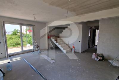 Casă individuală cu 4 camere cu Canalizare în Nord-Est - 8