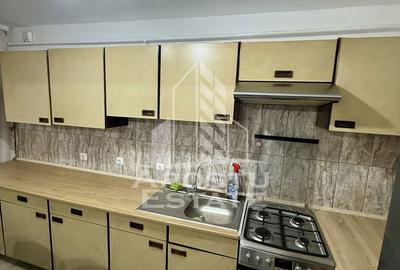 Apartament cu 3 camere, mobilat în Est - 14