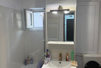 Apartament cu 2 camere decomandat în Caracal - 6