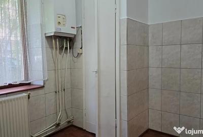 Apartament cu 2 camere semidecomandat în Progresul - 1