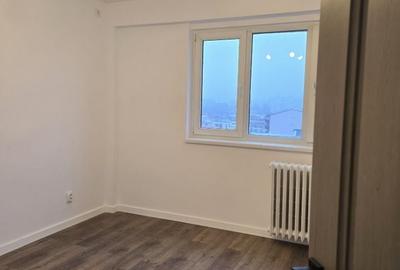 Apartament cu 3 camere decomandat în Titulescu - 5