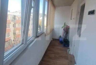 Apartament cu 3 camere decomandat în Astra - 4