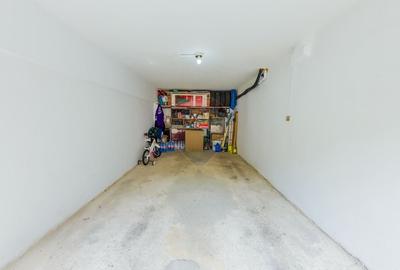 De Vanzare, Bd. Unirii, apartament cu 3 camere, boxa si garaj De Vanzare, Bd. Unirii, apartament cu 3 camere, boxa si garaj - 20