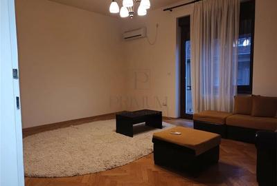 MEDICINA - ETAJ 2 - CLADIRE ISTORICA - 3 CAMERE - 1 BALCON - 1 TERASA - CENTRALA - 12