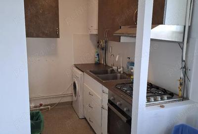 Apartament cu 2 camere decomandat în Central - 2