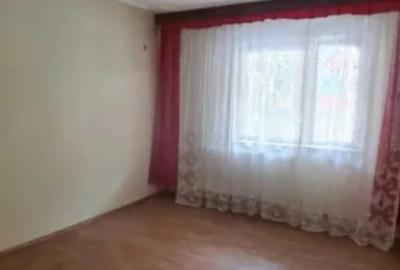 Apartament cu 2 camere decomandat în Tractorul - 5
