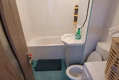 Inchiriez apartament 2 camere Inchiriez apartament 2 camere - 3