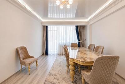 Apartament cu 3 camere decomandat în Tractorul - 1