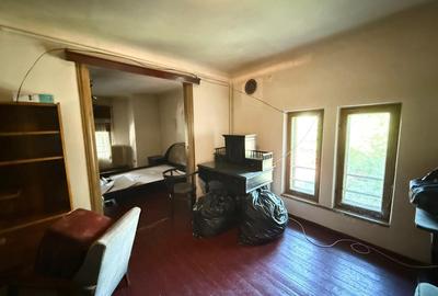 Vila in zona Băneasa, în imediata vecinătate a Parcului Herăstrău 7 camere - 6