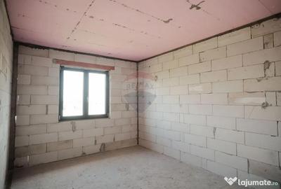 Casă cu 4 camere cu Garaj în Frătăuții Vechi - 2