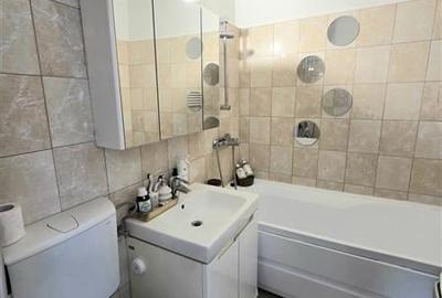 Apartament cu 3 camere semidecomandat, mobilat în Dacia - 16