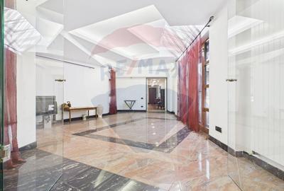 Vila spectaculoasa in Balotesti, curte 5000 mp si piscina interioara - 9