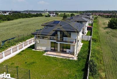 Casă cu 5 camere decomandat cu Teren 500 Mp în Balotești - 2