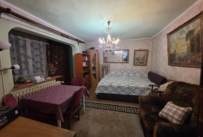 Titan, pe Liviu Rebreanu, 5 minute metrou si parc IOR, bloc 4 etaje, - 2