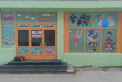 Spațiu comercial, de 90 mp, în Central - 1